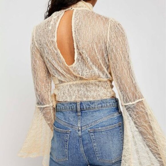Free People Cream/Yellow Sheer Lace Rule Breaker Bell Sleeve Blouse Size S - Picture 3 of 7